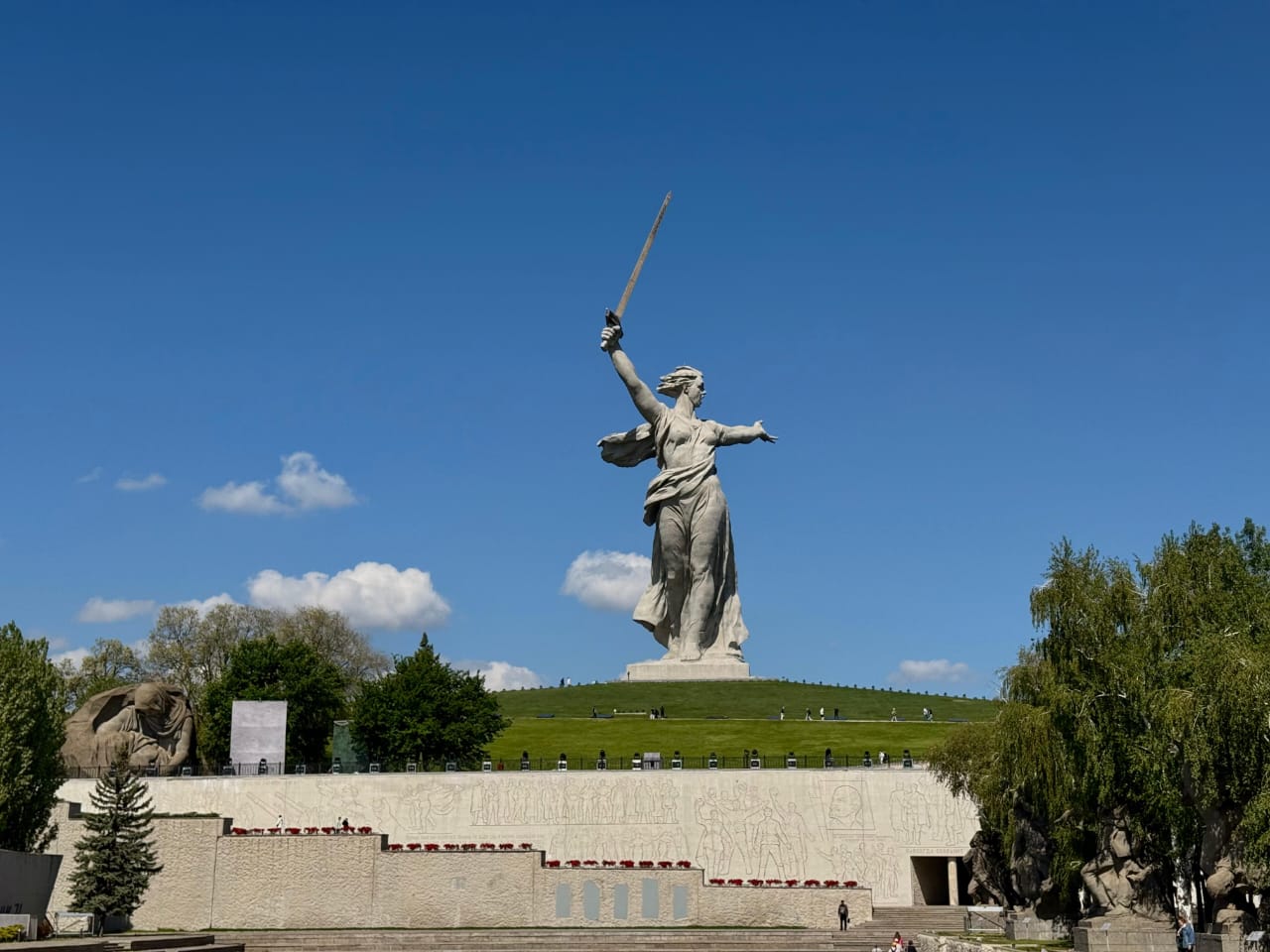 В Волгограде подвели итоги 3-го Всероссийского форума «Женщины России Za Победу!»
