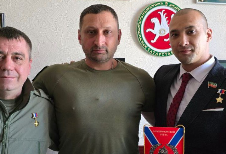 Командир Отряда «Невский» Верещагин обсудил поддержку участников СВО
