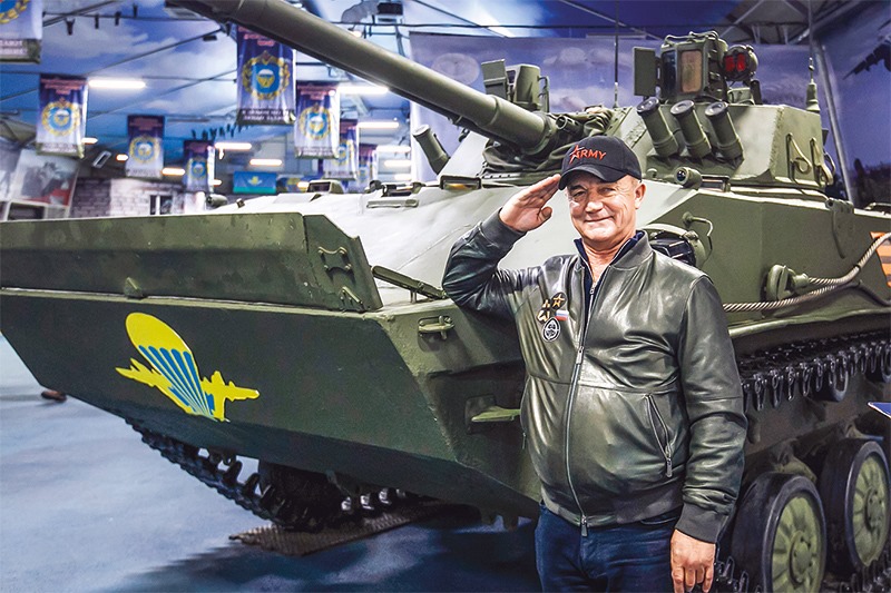 В Москве учреждена медаль в память о Герое Советского Союза Валерие Востротине