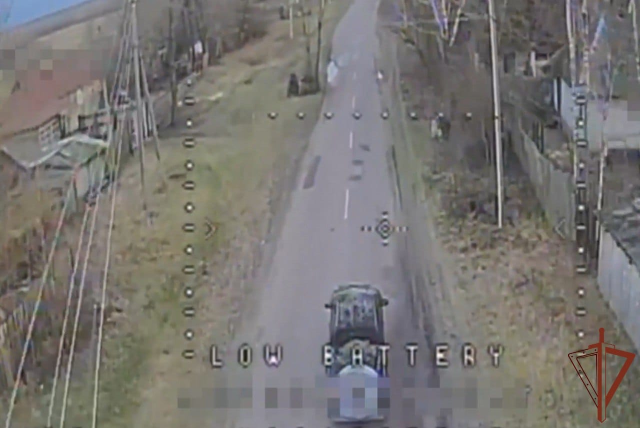 Операторы БПЛА Росгвардии уничтожили технику ВСУ на черниговском направлении