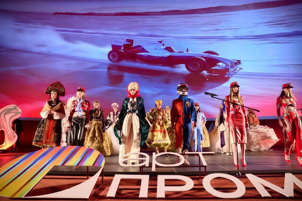 «Искусство для промышленности — промышленность для искусства» под таким девизом прошел в Москве масштабный Международный фестиваль креативных технологий «АртПром»